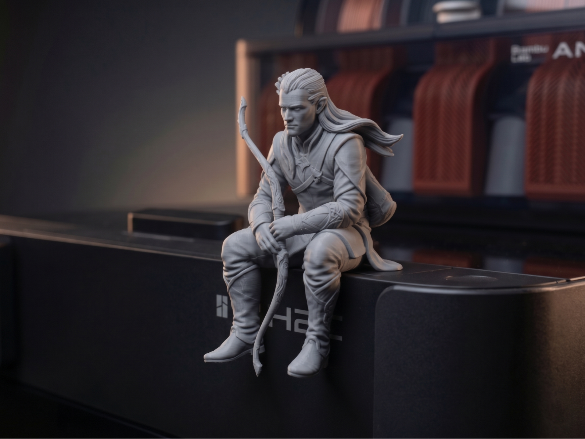 Legolas - Monitor Topper & Desk Buddy