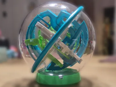 Perplexus Rebel Base round