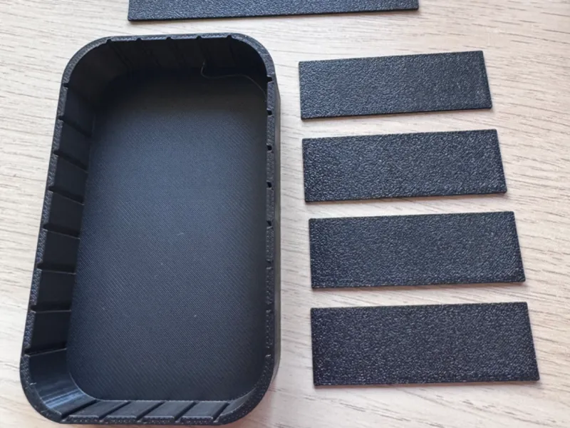 Altoids tin adjustable insert