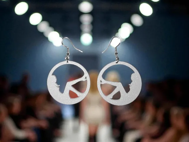 Fashion lady earrings