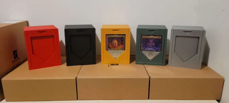 Magic The Gathering Commander Deckbox With Toploader Slot (Fits single and double sleeved)
