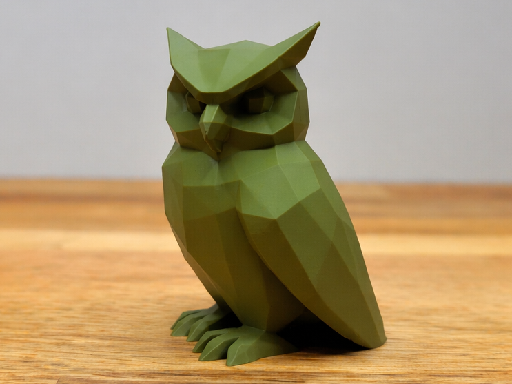 Low-Poly Eule Uhu