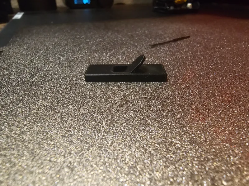 Hand Plane Purge Line Removal Tool