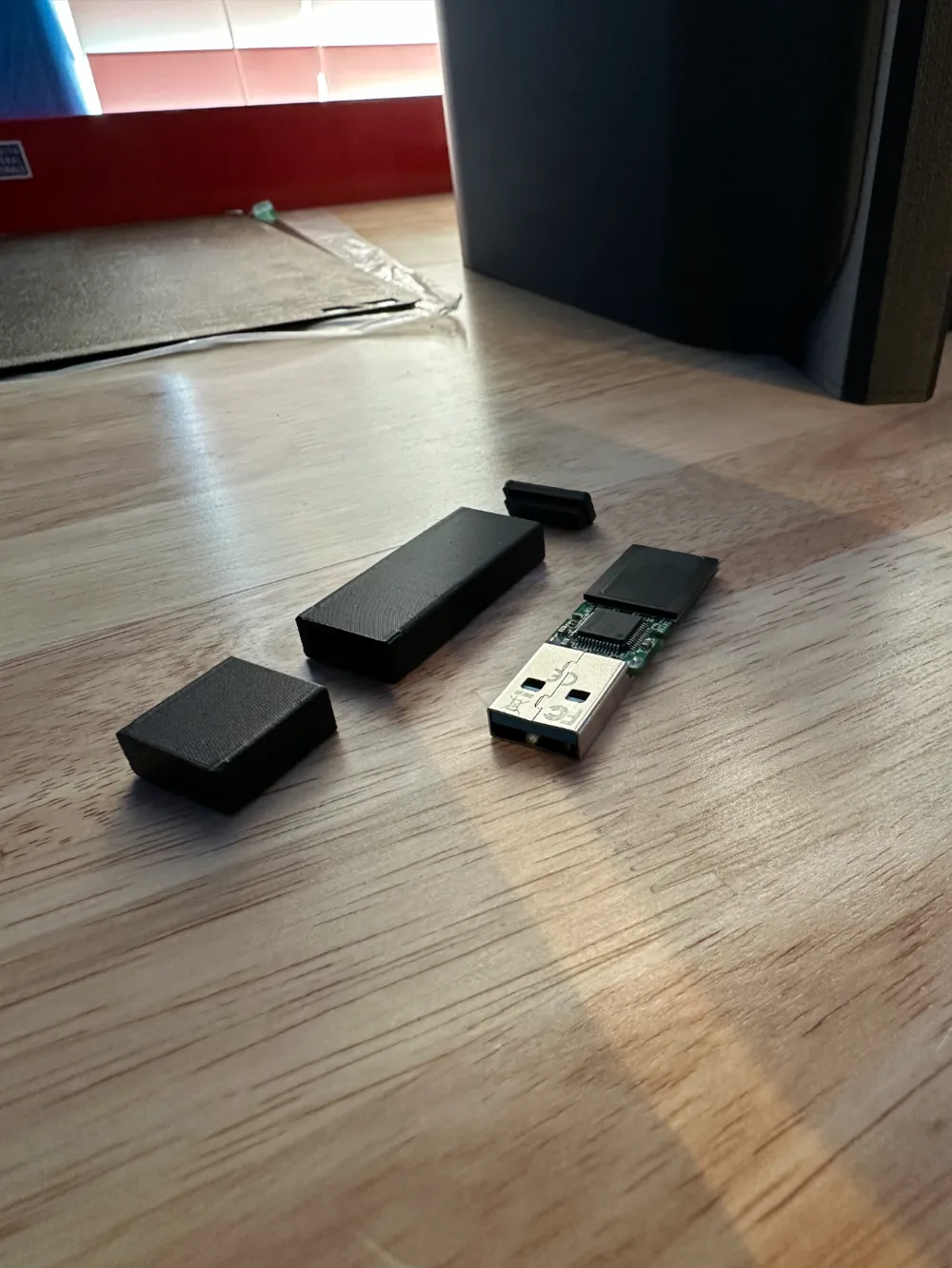 USB Case - Free 3D Print Model - MakerWorld