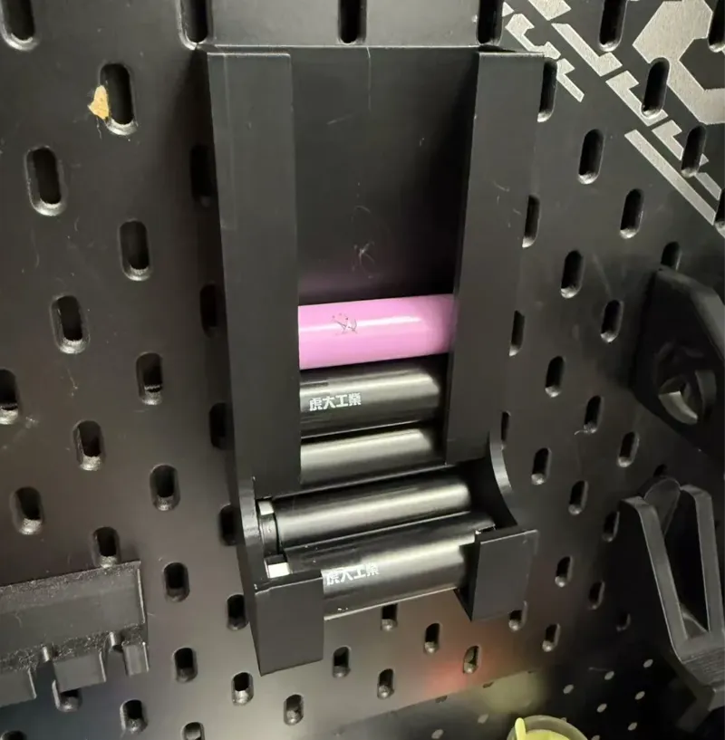 适用于skadis的18650/21700电池收纳槽，可容纳约8块电池