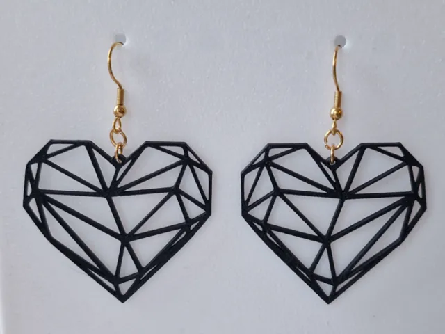 Earring geometrical heart