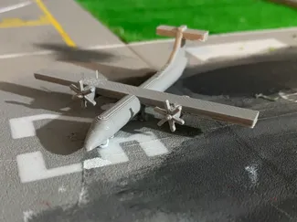 1:400 scale ATR 72 model