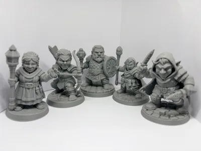 The Bramblefoot Fellowship - 5 Halfling Miniatures