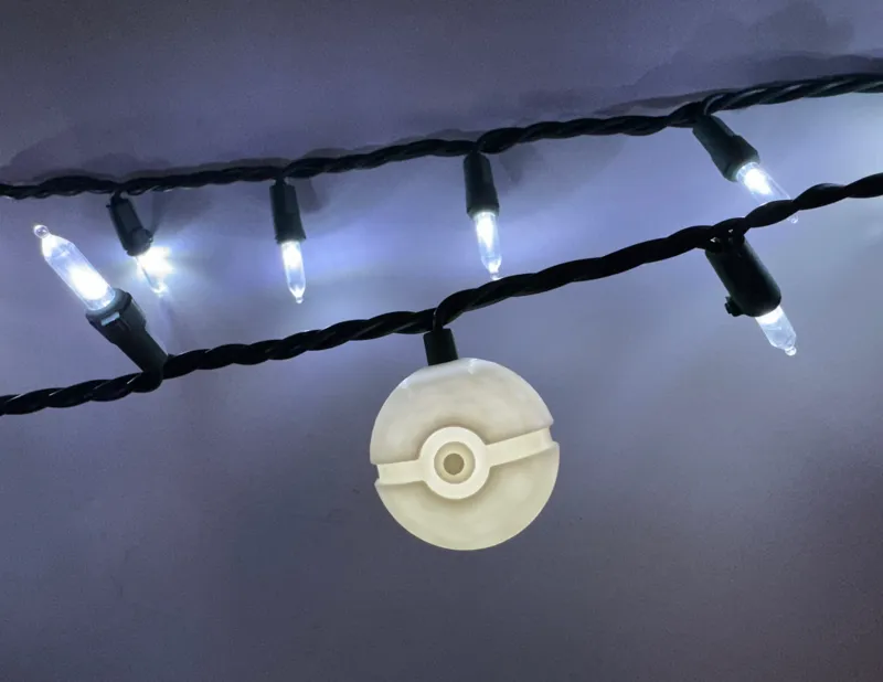 Pokémon Pokeball Christmas Light