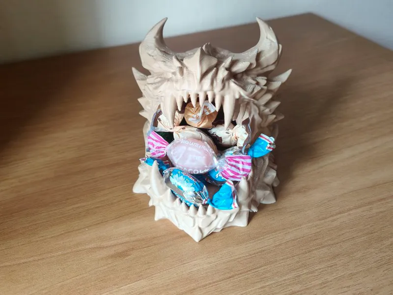 Dragon Head Container – Candy & Jewelry Holder