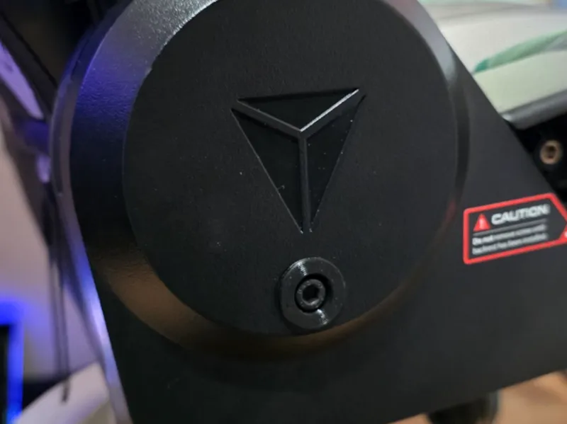 Screw insert fix for broken Secret Lab side shield