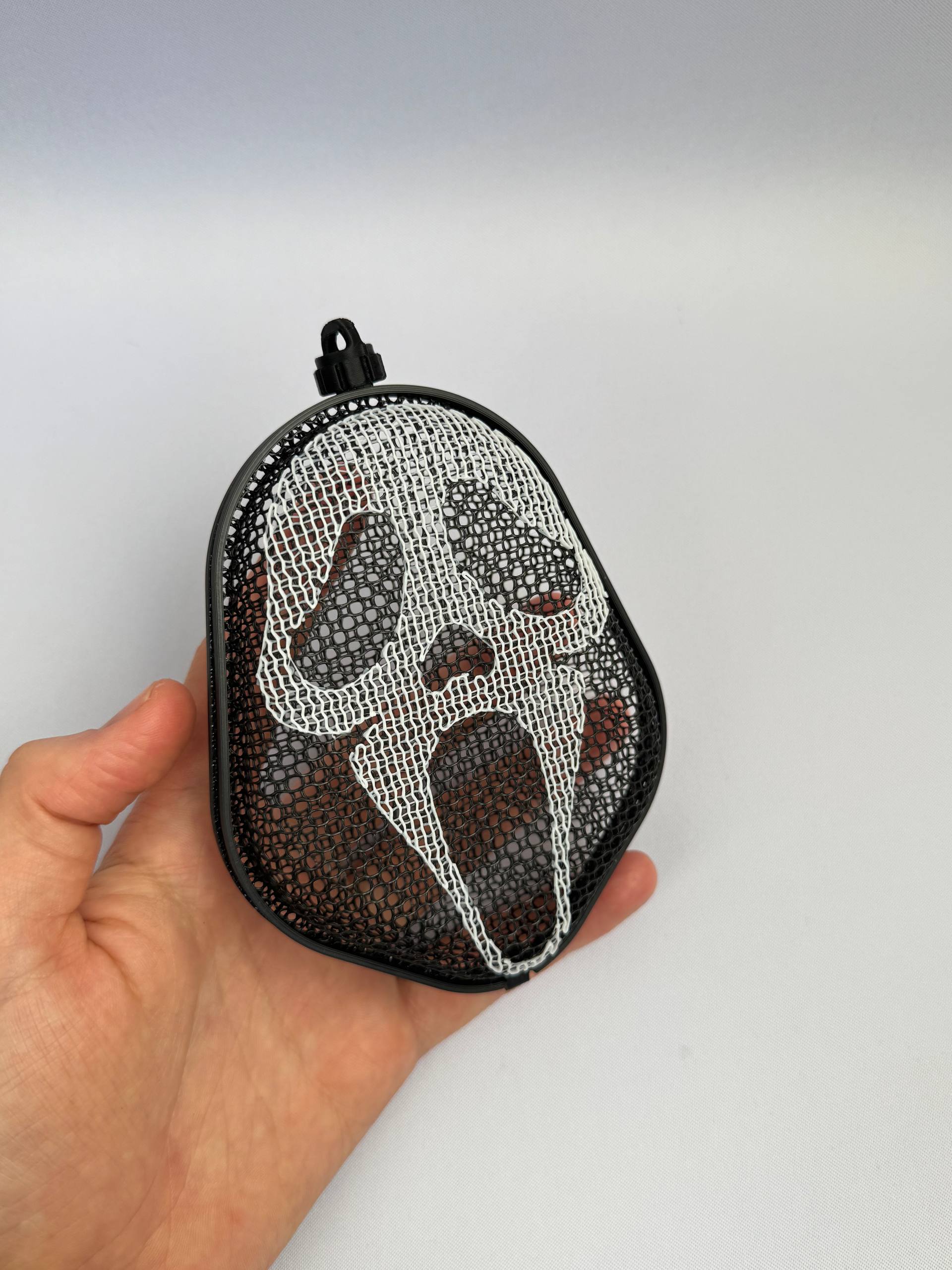 Thermoformed Ghostface - Halloween candy container - 1