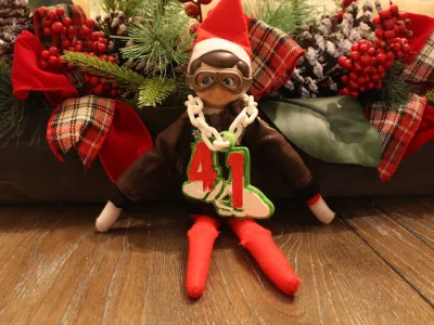 41 elf on the shelf chain