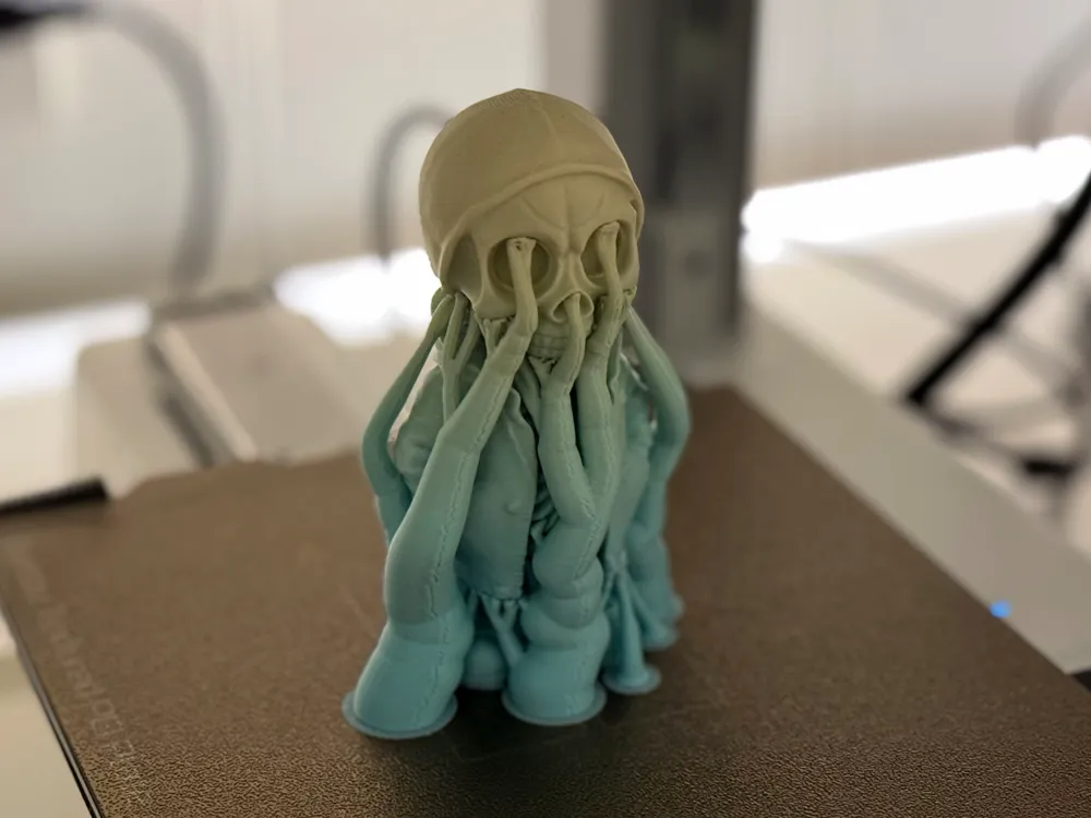 Spooky Hooded Skeleton by Stigern MakerWorld: Download Free 3D Models