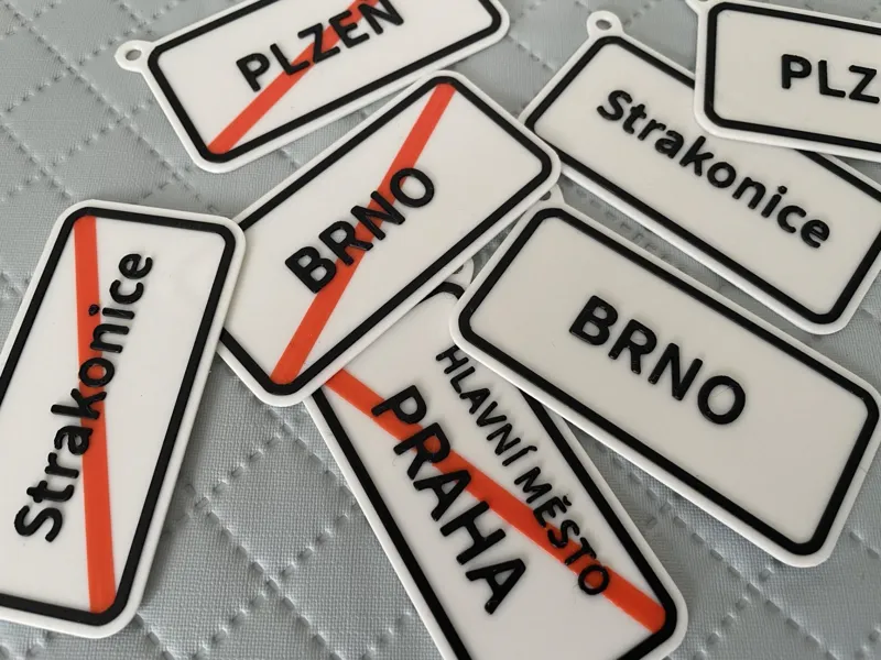 Czech town sign keychain - Customize