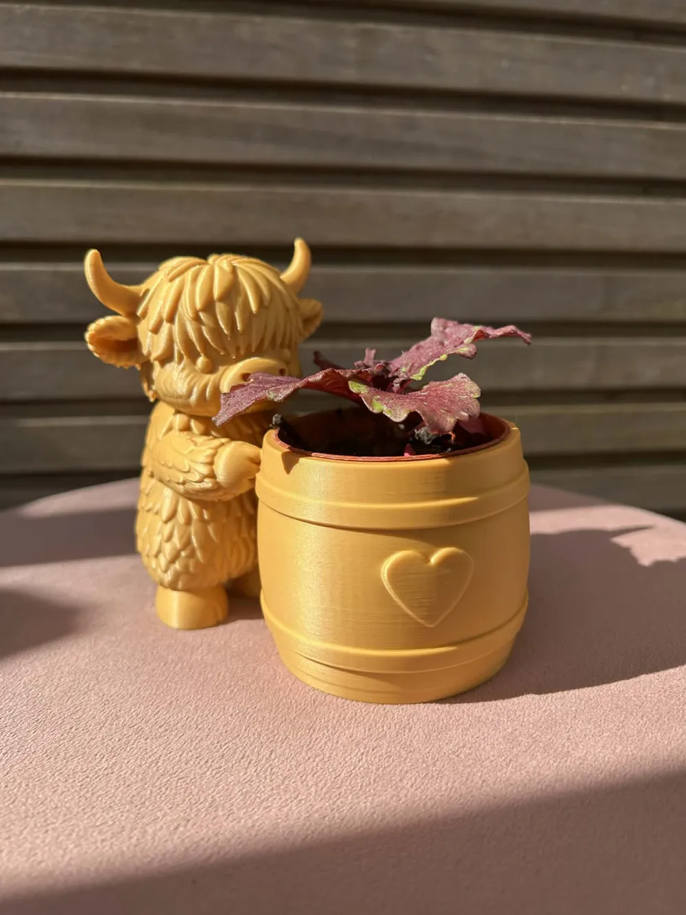 Cute Highland Cow Barrel Planter - Free 3D Print Model - MakerWorld