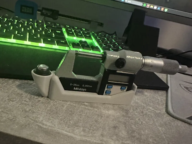 Mitutoyo Mikrometer 0-25mm 0,001mm