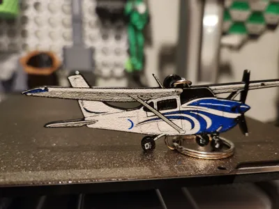 Cessna 182 Keychain