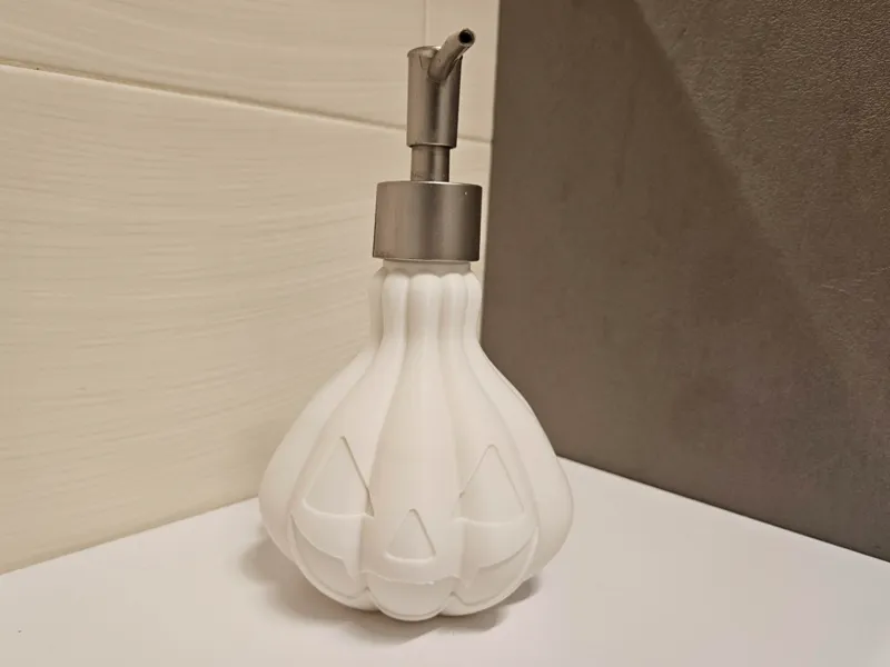 Halloween Pumpkin-Shaped Soap Dispenser