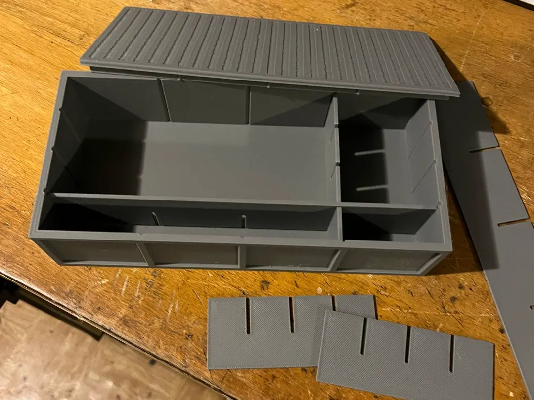 Caisse à compartiments 210 x 100 x 50 mm