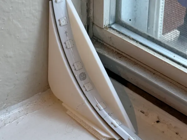 Guide d'angle à 90° pour ruban LED