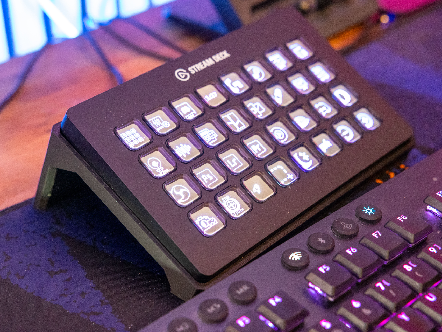 Stream Deck XL 25 Degree Mount/Stand