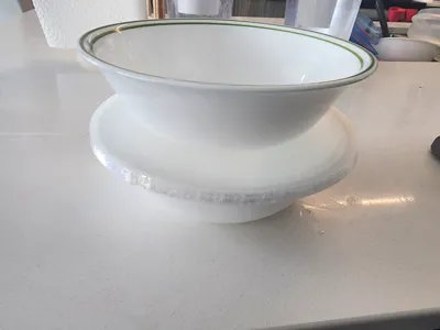 Bowl cover for preserving food - Stackable