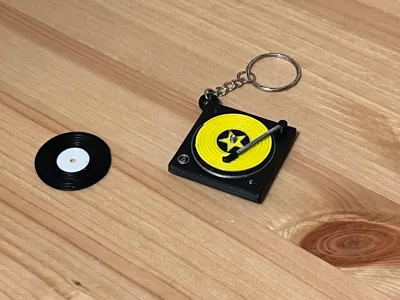 Llavero "Mini Turntable AudioTechnica" – 40 mm