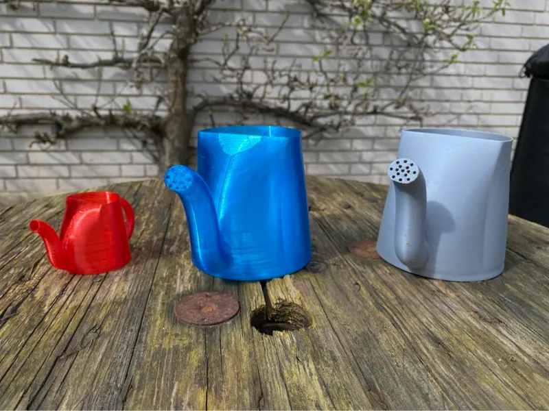Watering can for small plants 