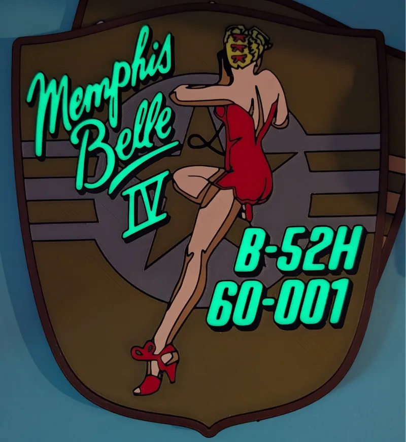 60-001 Memphis Belle IV B-52H (shield)