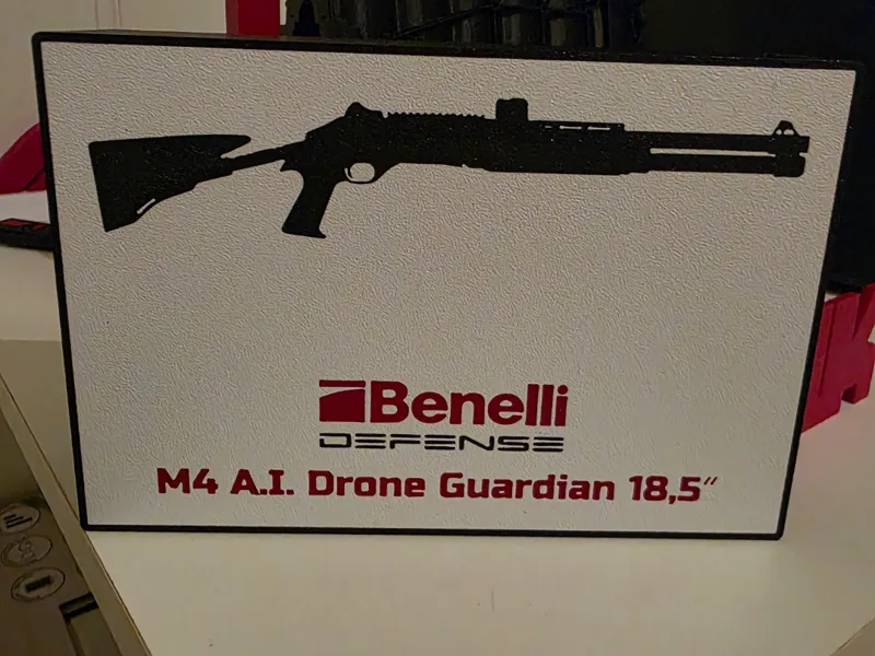 Benelli M4 A.I. Drone Guardian Ligthbox