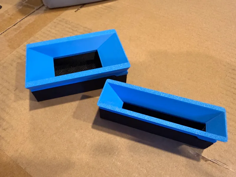 Spillproof AM2 desiccant box funnel