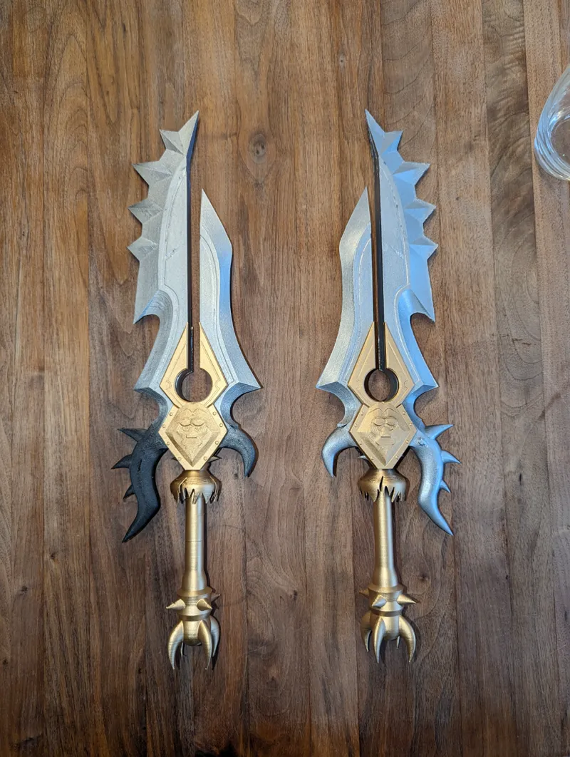 Gladiator's Ragged Greatsword Lo'Gosh World of Warcraft Sword Small
