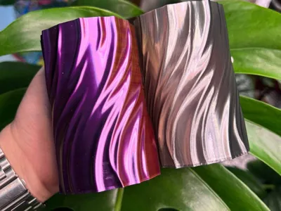 wave vase