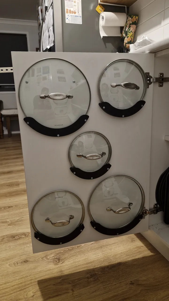 Pot Lid Mounts view 2