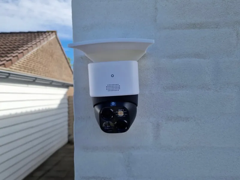 Eufy S340 - Wall mount with top cover
