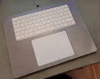 Support pour Magic Keyboard et Trackpad — photo 2