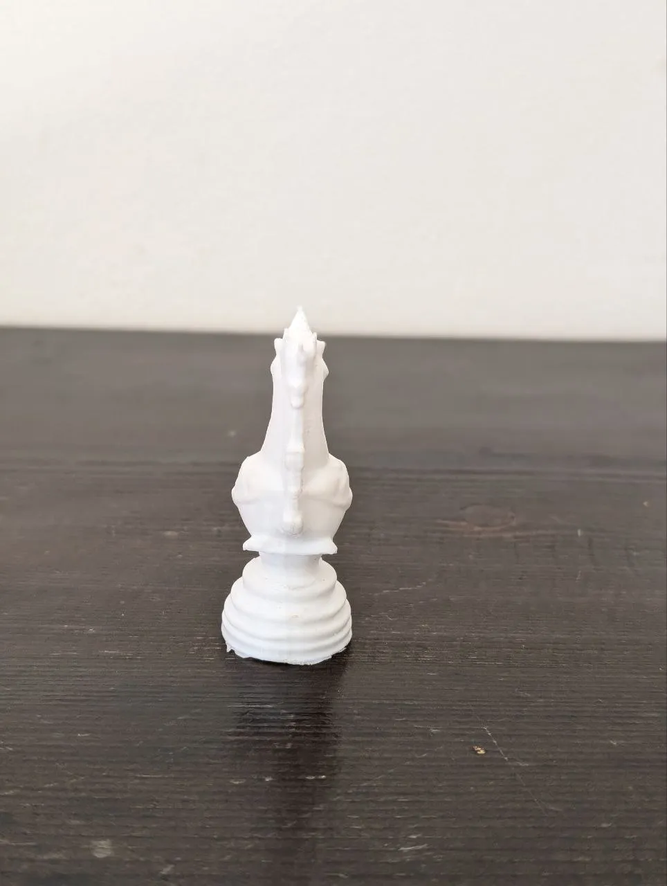 This image shows a metal chess knight created by Handsin3d MakerWorld ...