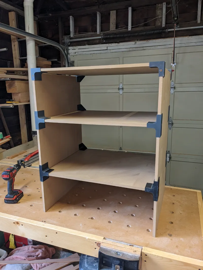 Shelving bracket system