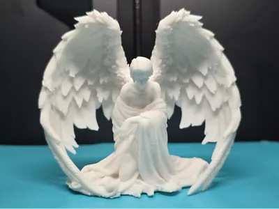 Kneeling Angel
