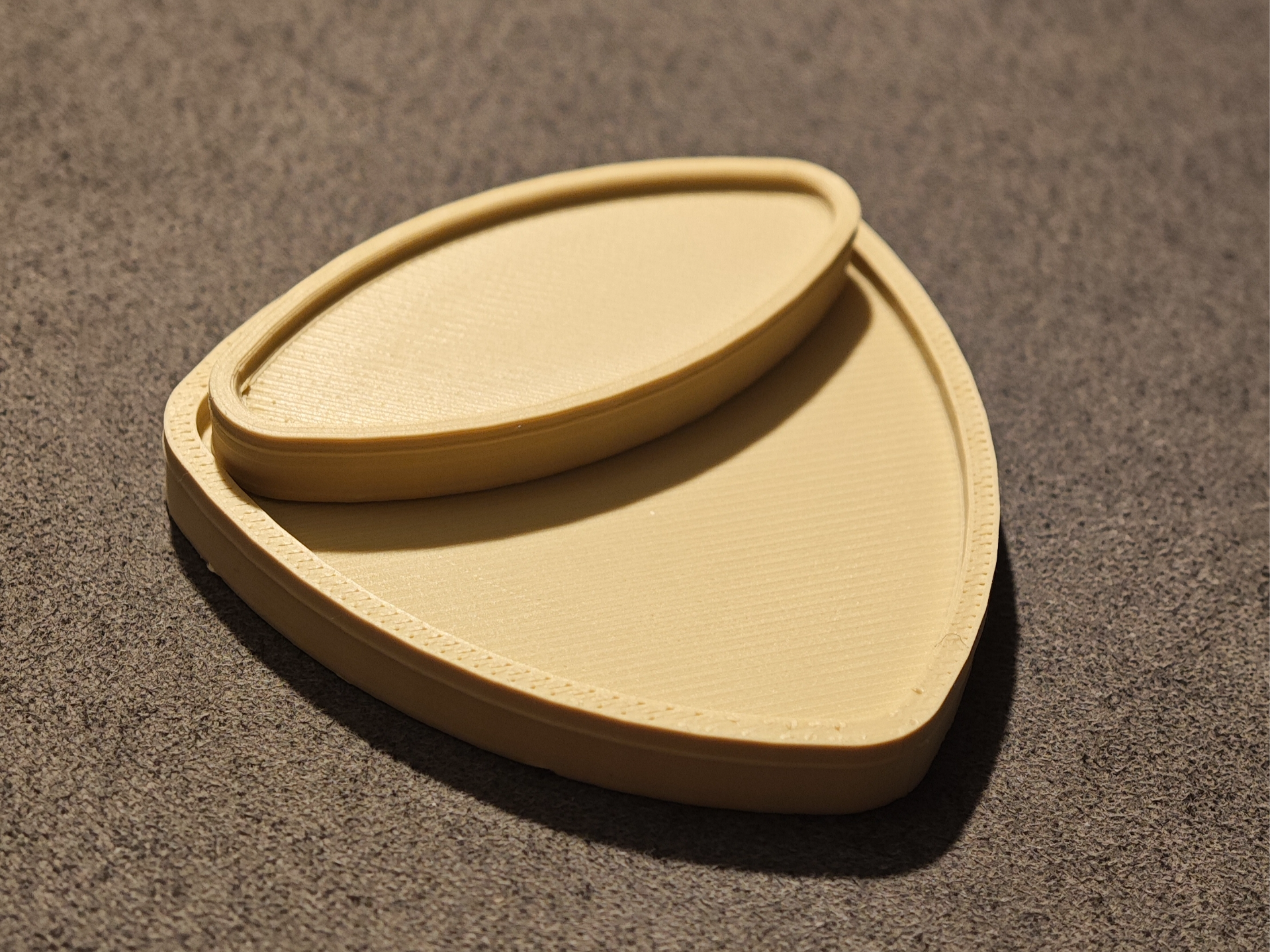 Triangular Slider Fidget (with magnets)
