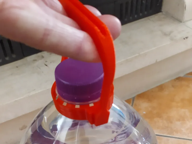 Handle for water big botles
