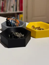 3 pcs