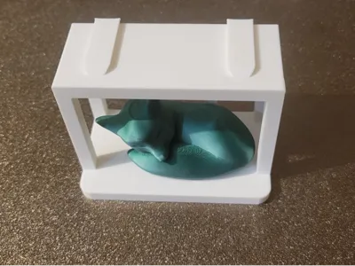 Sleeping Fox tester cubby