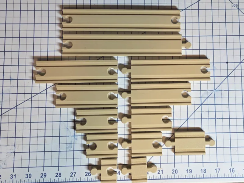 13 Wooden Track Staight Sections and End Stops V2