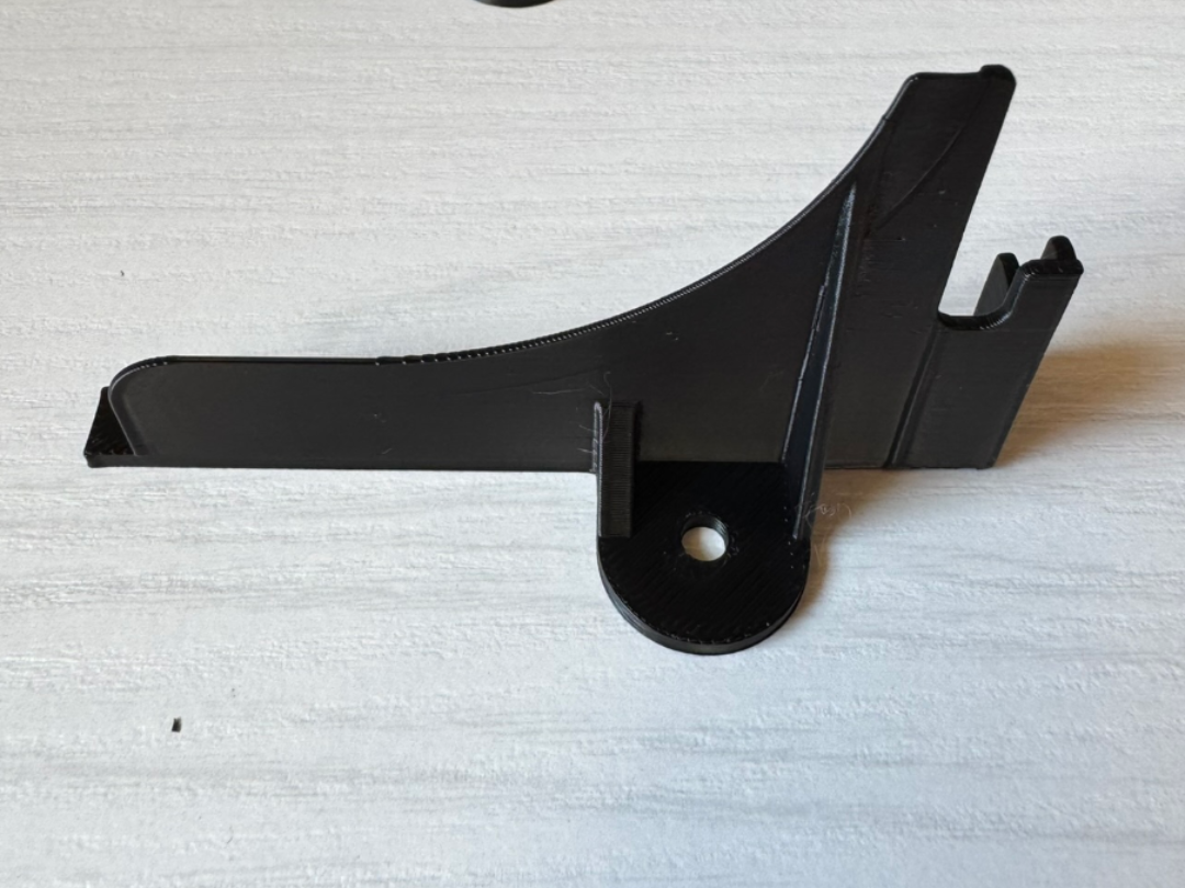 Dishwasher Whirlpool WIO 30540 PELG  top screw fix