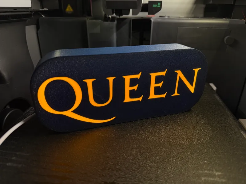 Queen Lamp
