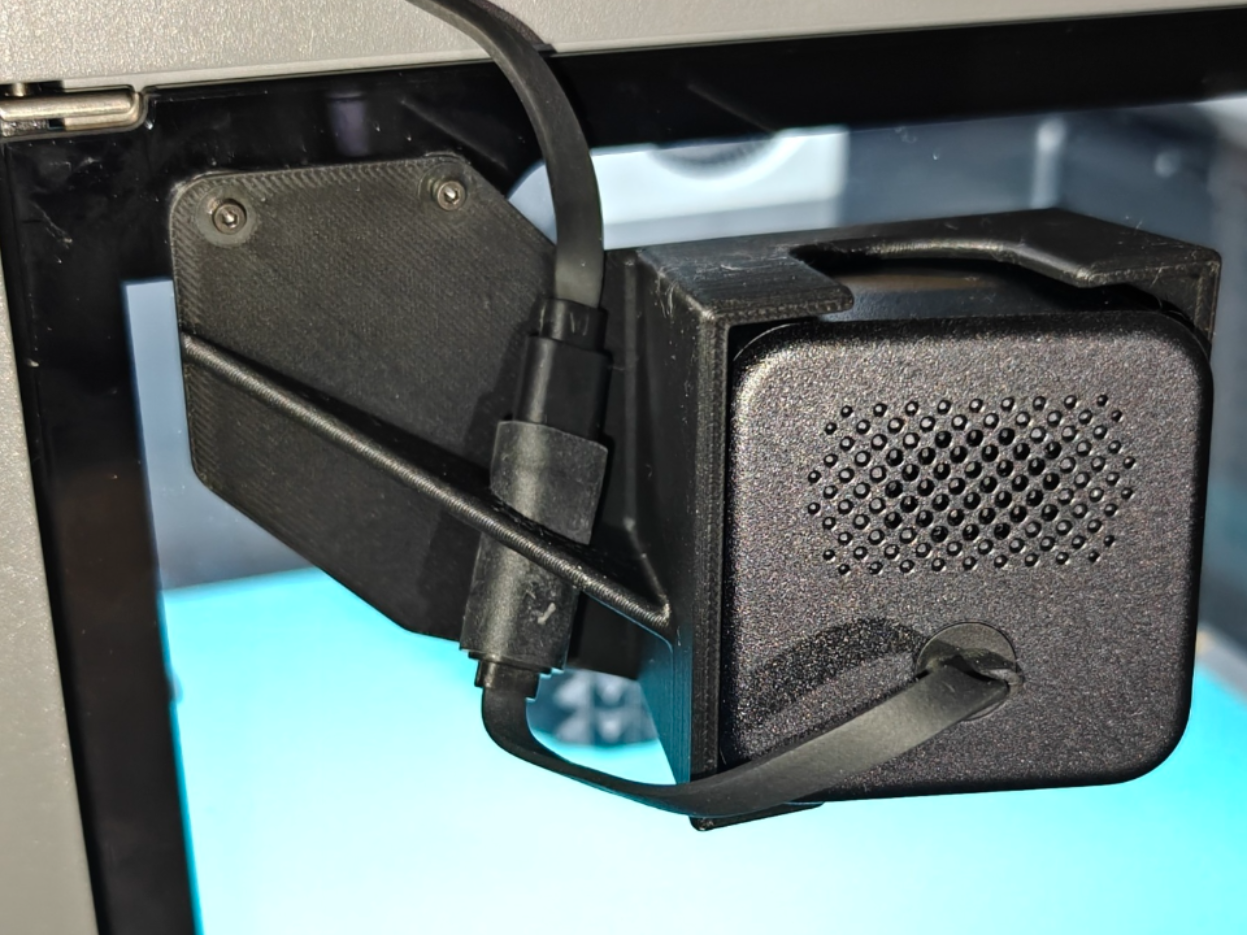 Wyze Cam V4 Mount