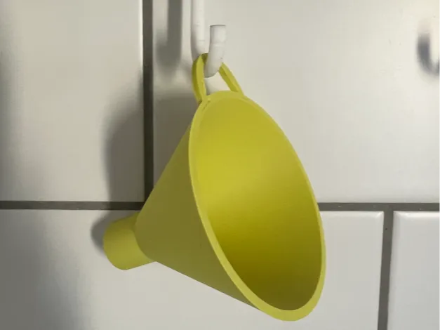 Simple Water Funnel with a loop for hanger