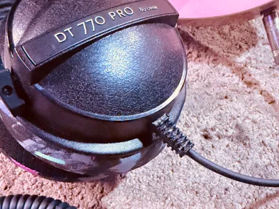 beyerdynamic DT 770 PRO Cord Strain Relief